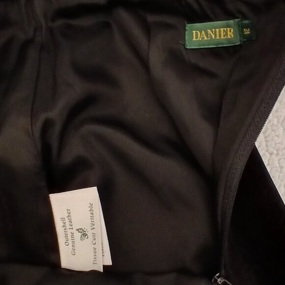 Danier Black Suede Leather Maxi Pencil Skirt - size 12 - Picture 6 of 10
